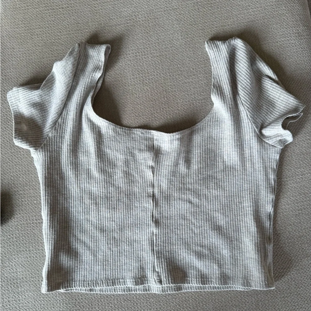 Reformation Light Gray Ribbed Crop Top Y2K